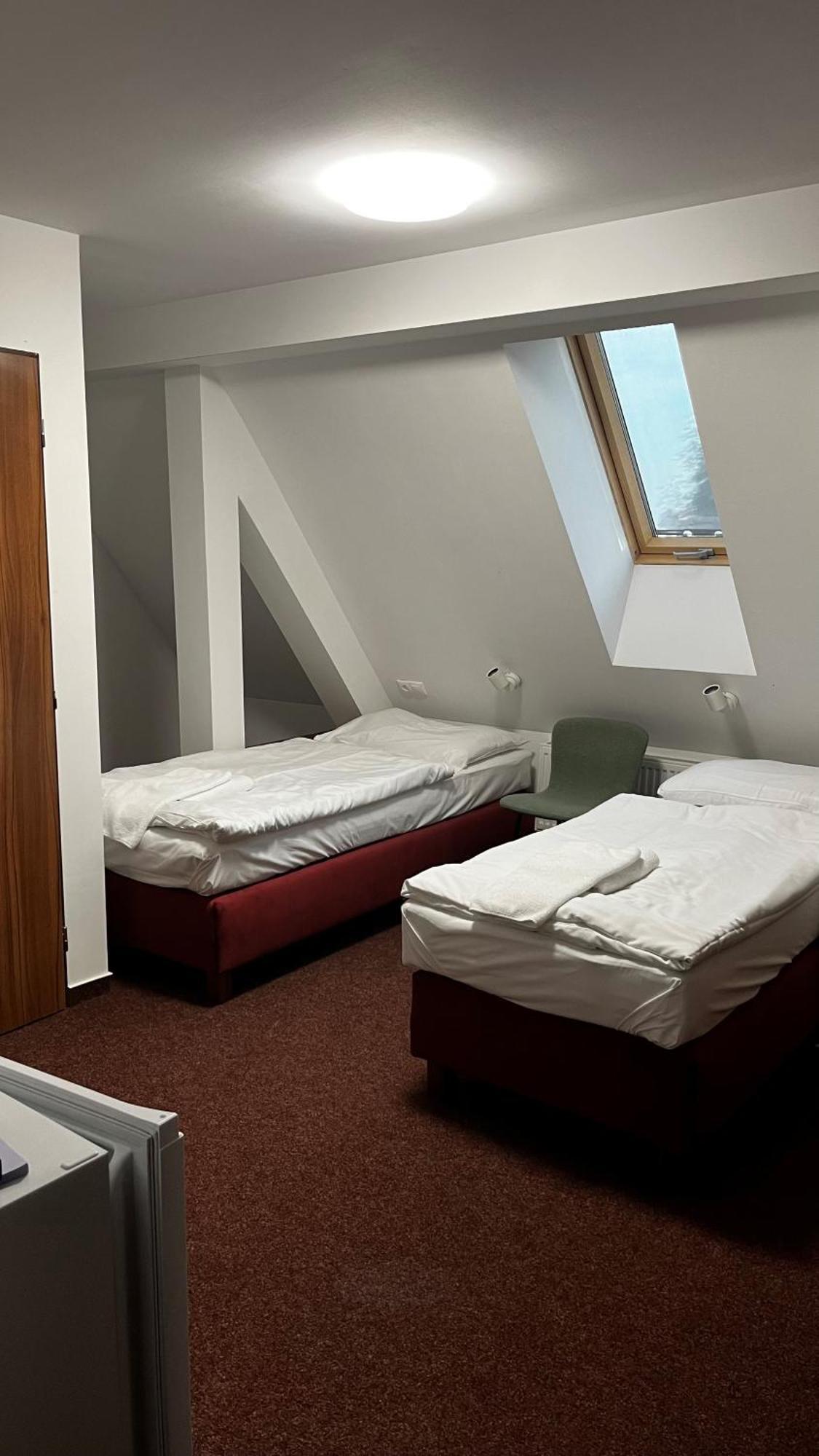 Penzion Sessler *** Trnava Exterior photo